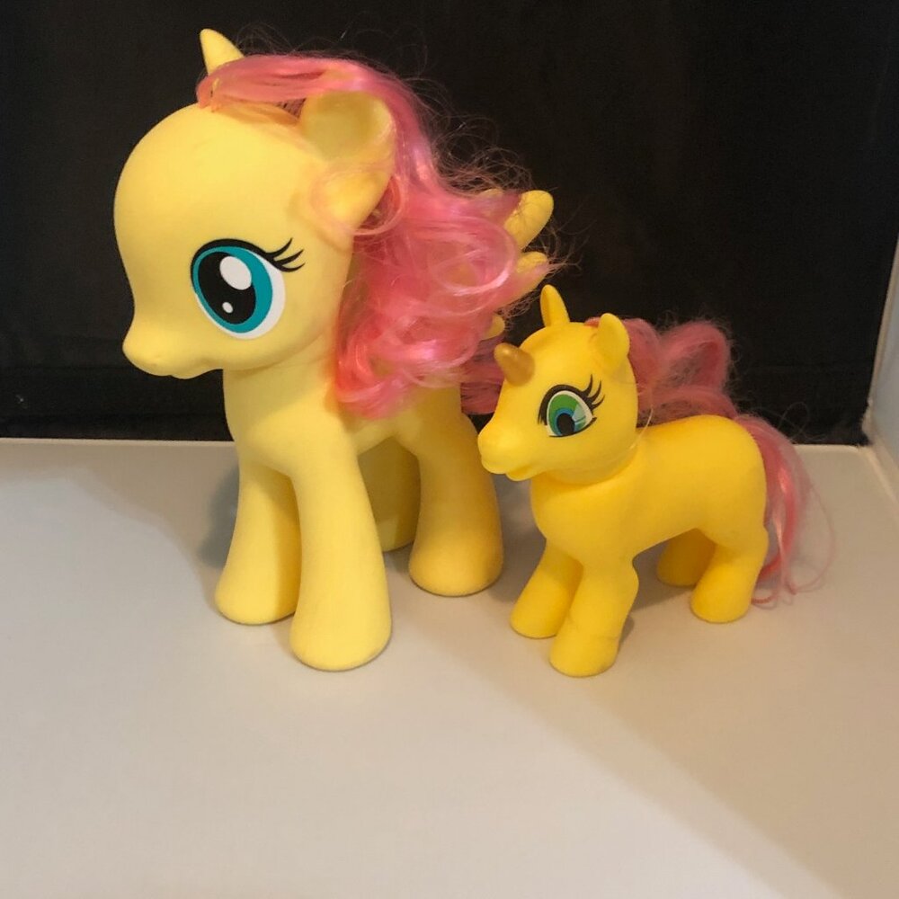 Set of 2 vintage My Little Pony brushable figures